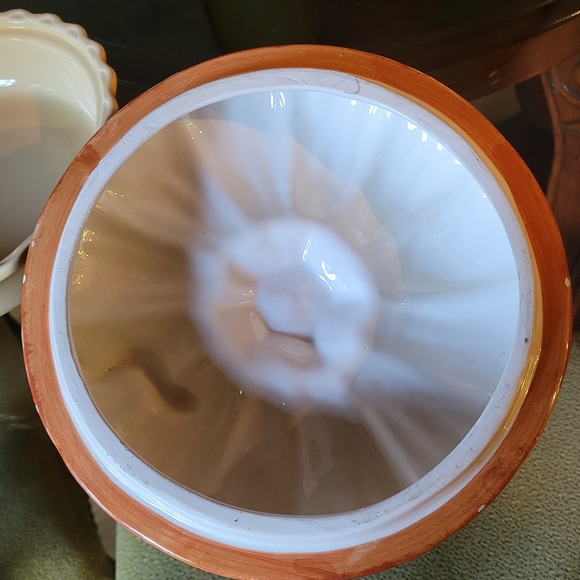 Cracker Barrel- Harvest collection pie keeper - Picture 5 of 8